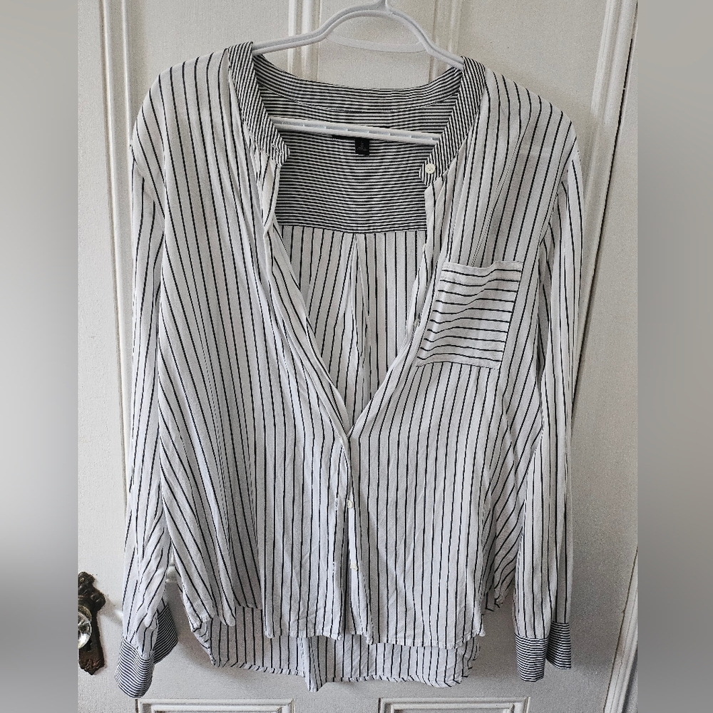 BANANA REPUBLIC: Black And White Striped Blouse